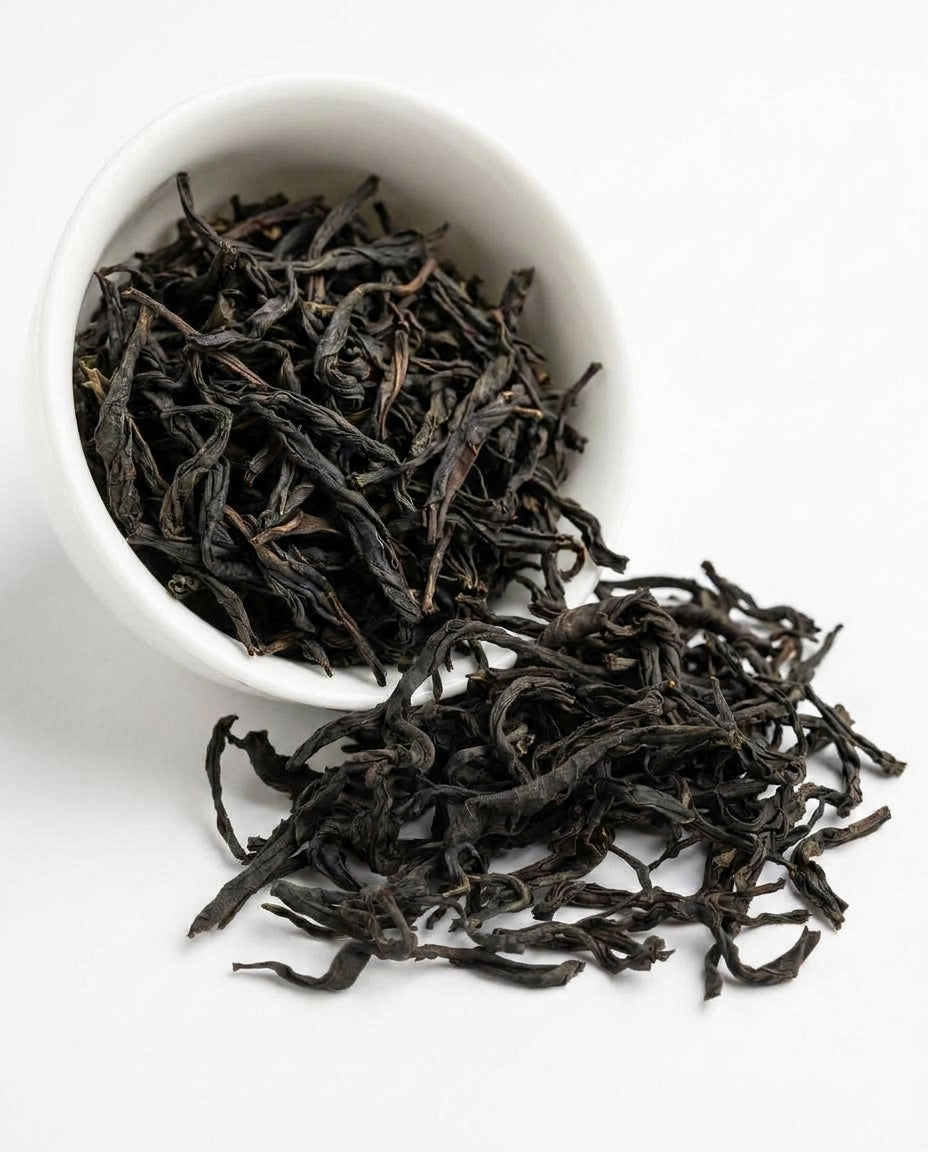 SUN MOON LAKE RED TEA